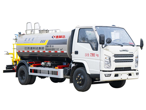 南京順達(dá)灑水車